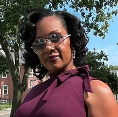 Dynell Andrews - Founder & Lead Event Planner